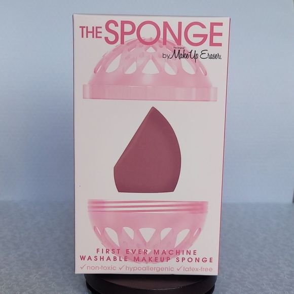 The Makeup Eraser - The Sponge - Machine Washable Makeup Sponge - Picture 1 of 8